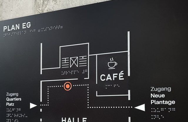 Taktiles Muster und Schrift eines Plans
